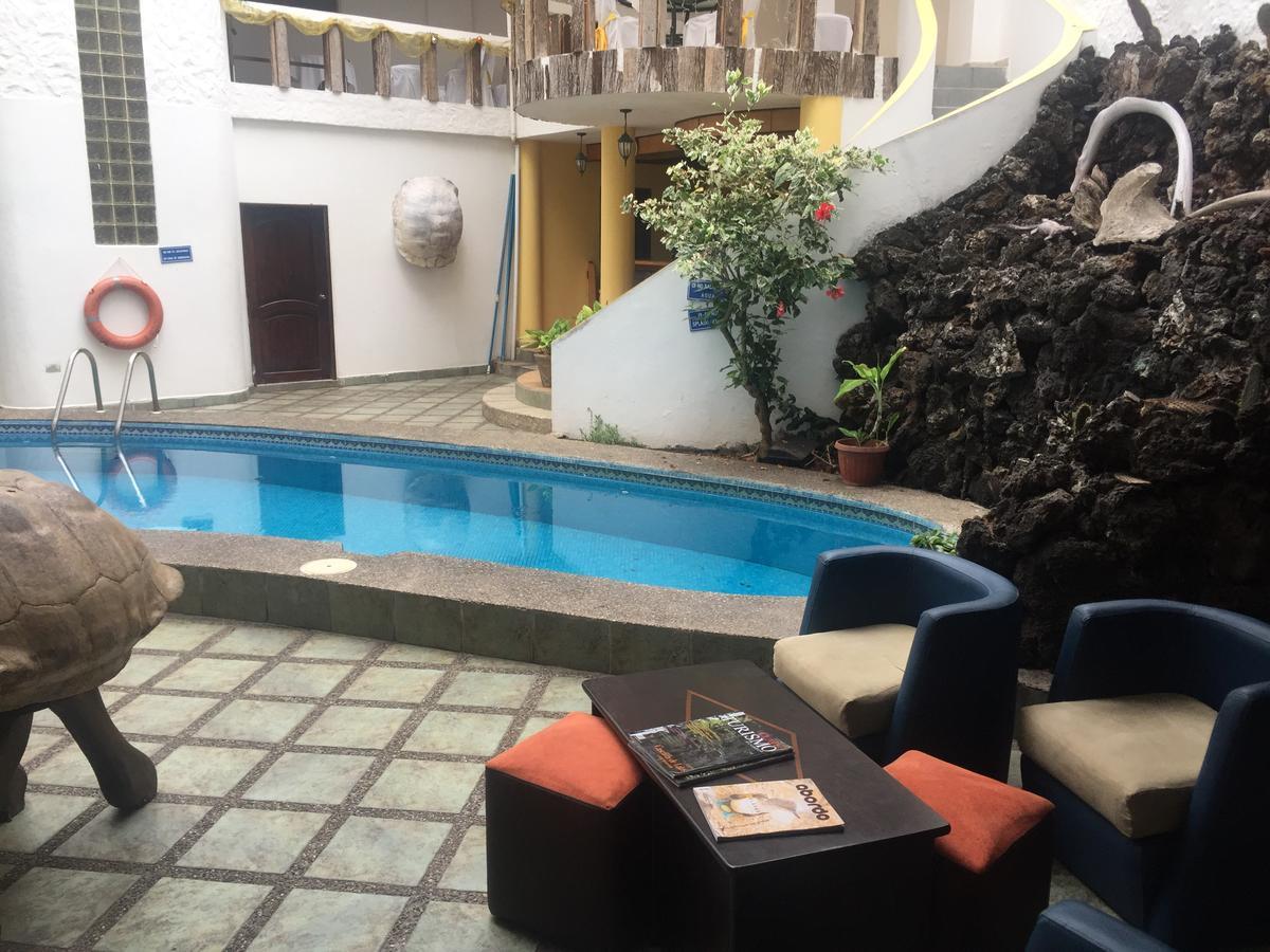 Grand Hotel Lobo De Mar Puerto Ayora  Eksteriør billede