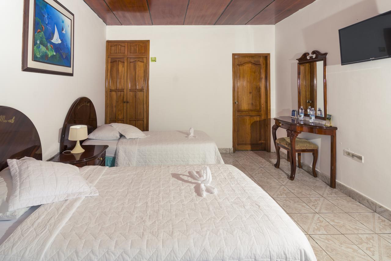 Grand Hotel Lobo De Mar Puerto Ayora  Eksteriør billede